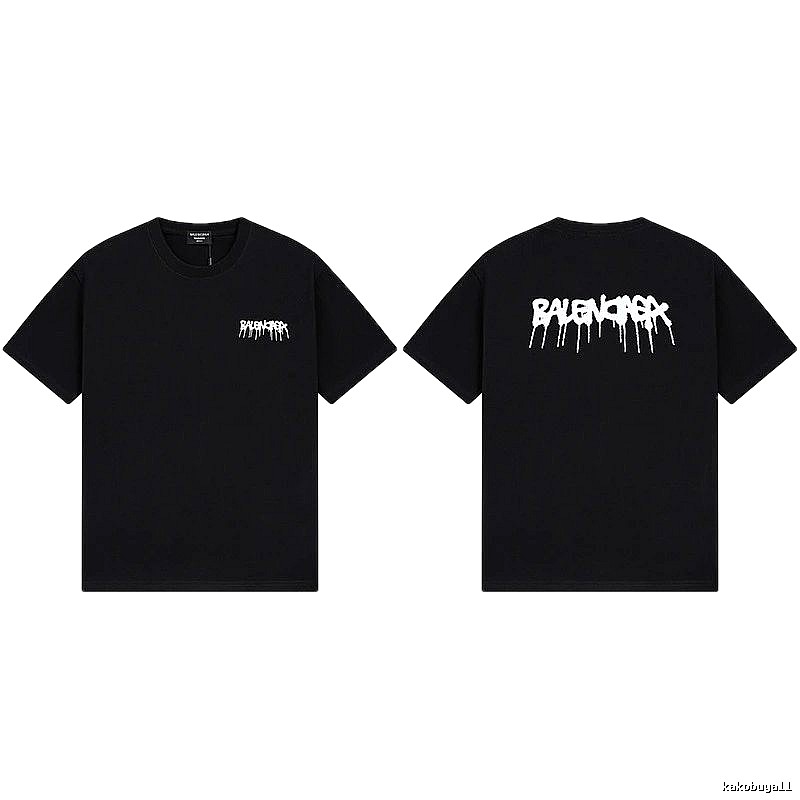 Balenciaga street-style black T-shirt