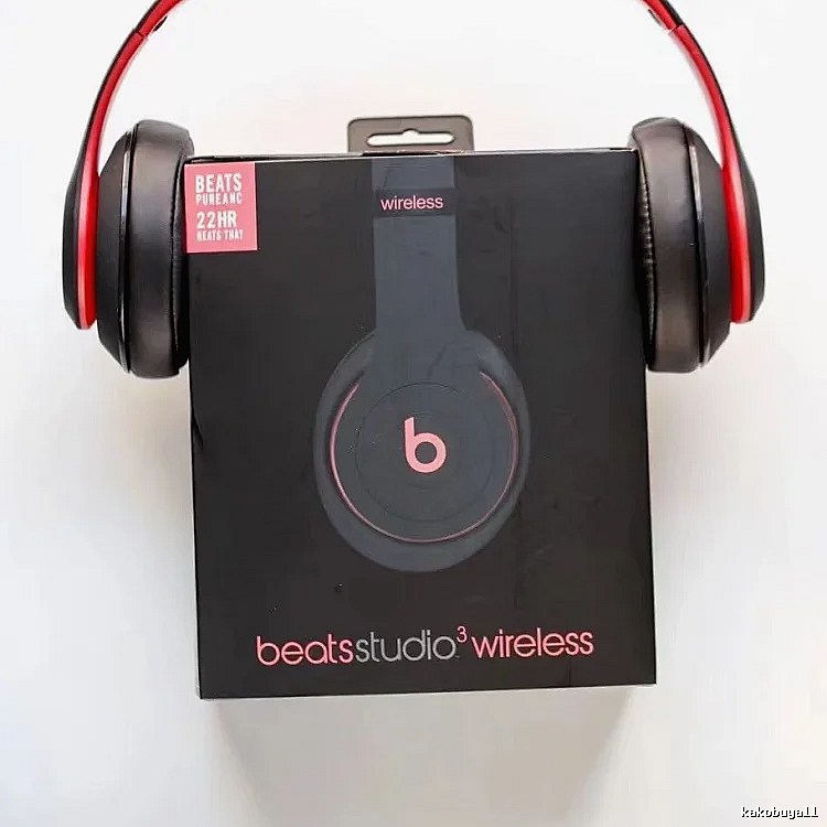 Beats Studio Wireless Headphones in Red
