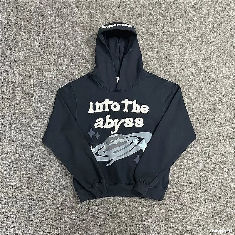 Broken Hearts Style H210 Skull Graphic Hoodie Modern Fit