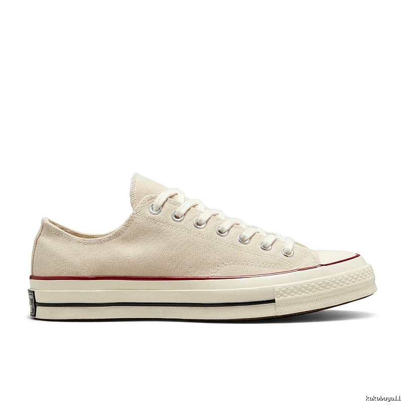 Converse classic simple style white shoes