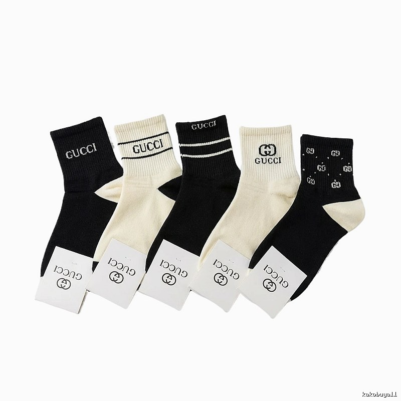 Gucci minimalist black and white socks