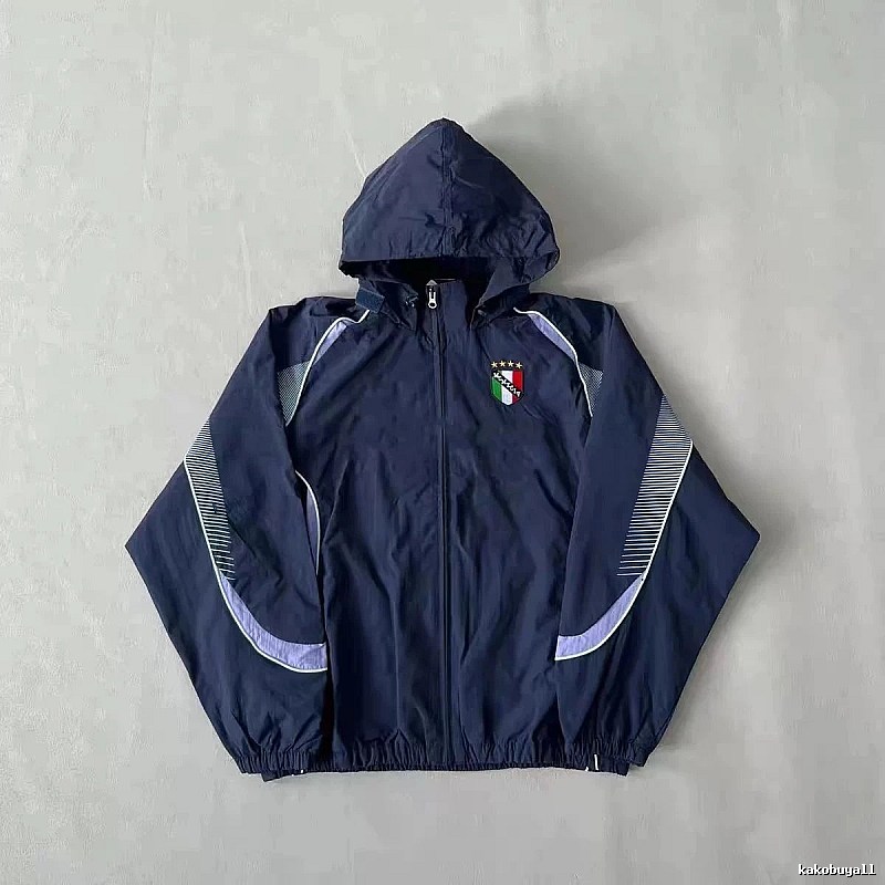 Italy Travel Soccer windbreaker jacket Black Hooded Jacket with Modern Look