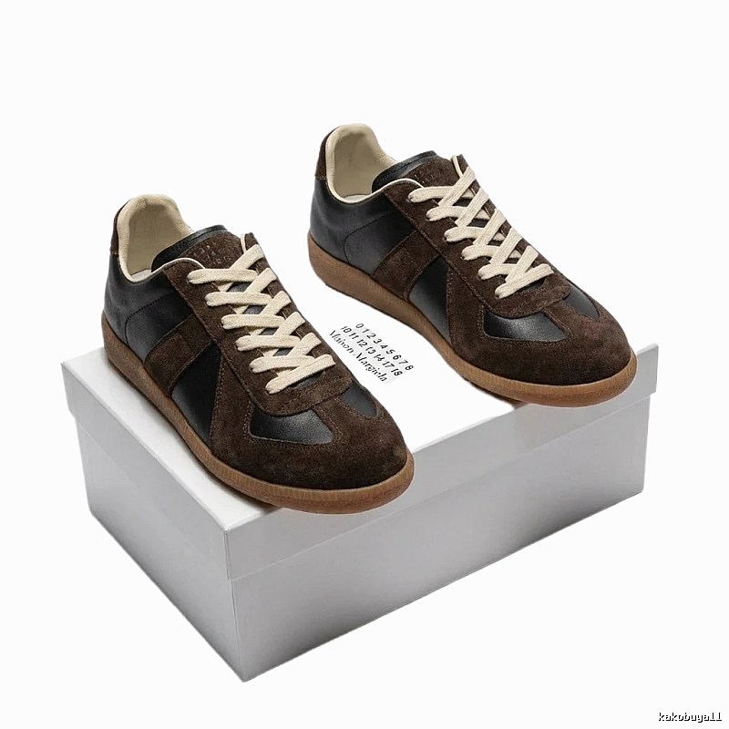 Maison Margiela retro brown shoes
