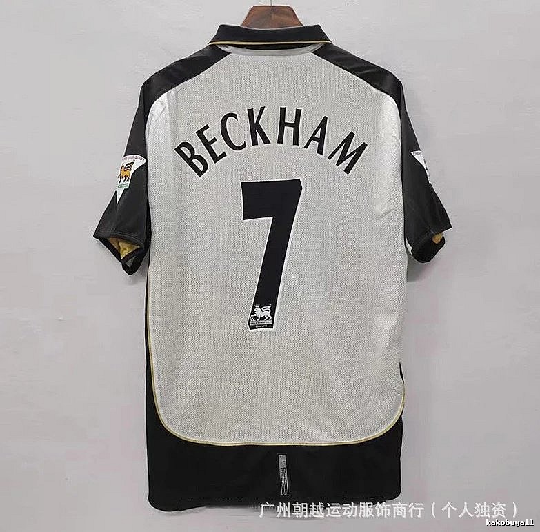 Manchester United Classic Beckham #7 soccer jersey White Black Retro for Daily Styling