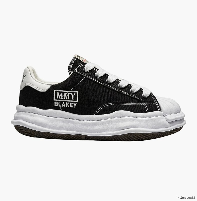 MMY BLAKEY Trendy Black and White Sneakers