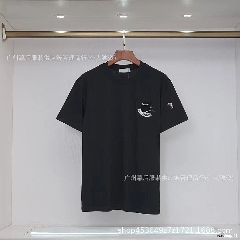 Moncler Embroidered Casual Black Short-sleeve T-shirt