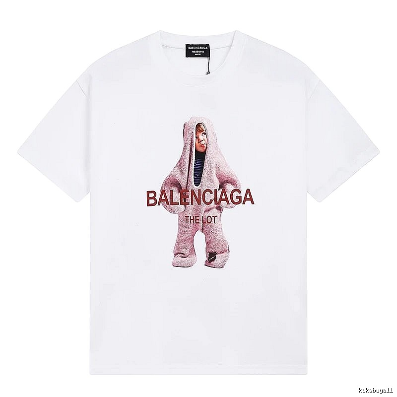 Parisian-style printed white T-shirt