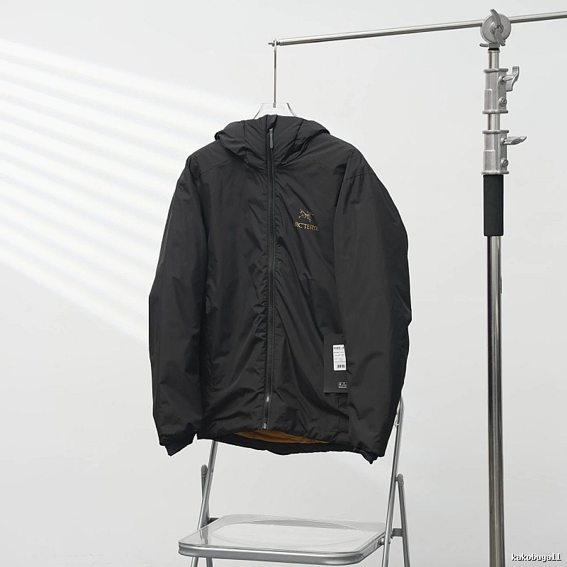 Streamlined Shell Technical Hooded Jacket - Arc'teryx Essential Edit