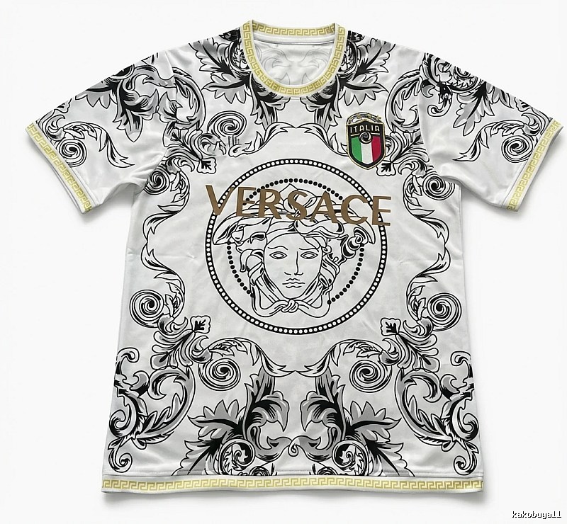 Stussy-printed trendy white T-shirt