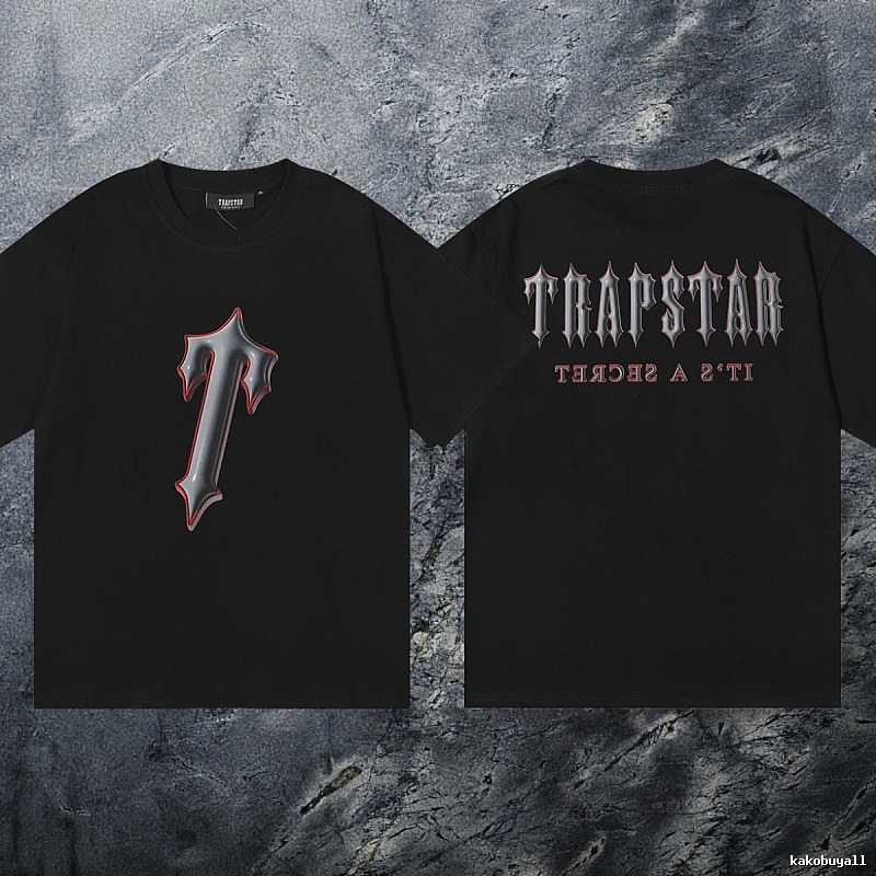 Trapstar Classic Keys graphic T-shirt Black White Key with Travel-Friendly Style